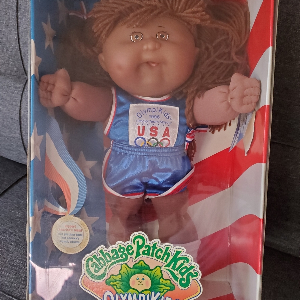 1996 Official Team Mascot USA Cabbage Patch doll inbox